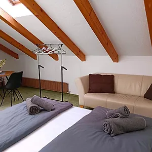  Apartment Charmante, Ruhige In Austria
