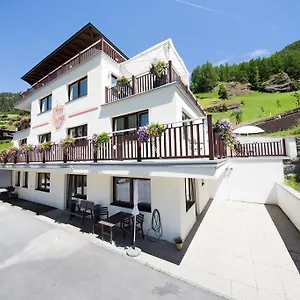 https://haus-pia.soldenhotels.net