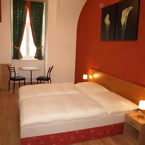 Tal Apartament